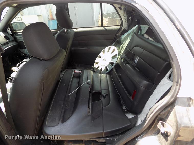 image for item ER9045 2011 Ford Crown Victoria Police Interceptor