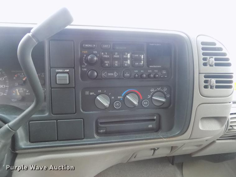 image for item ER9052 1996 Chevrolet Silverado 1500 Ext. Cab pickup truck