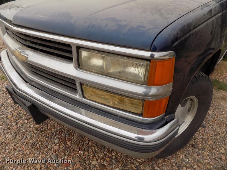 image for item ER9052 1996 Chevrolet Silverado 1500 Ext. Cab pickup truck