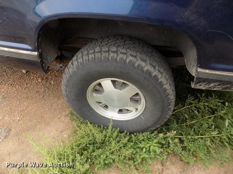 image for item ER9052 1996 Chevrolet Silverado 1500 Ext. Cab pickup truck