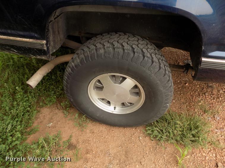 image for item ER9052 1996 Chevrolet Silverado 1500 Ext. Cab pickup truck