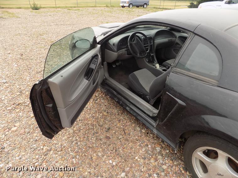 image for item ER9054 2004 Ford Mustang