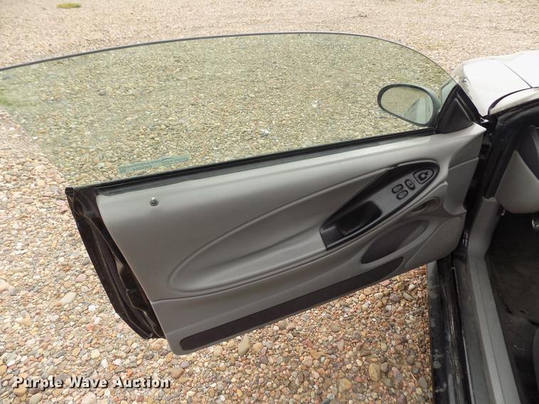 image for item ER9054 2004 Ford Mustang