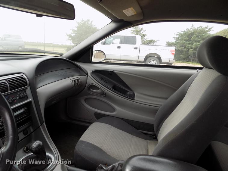 image for item ER9054 2004 Ford Mustang