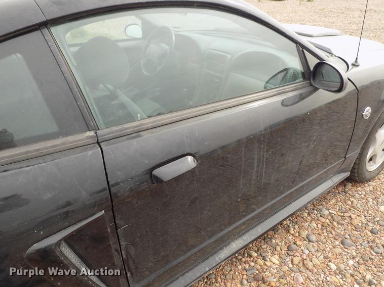 image for item ER9054 2004 Ford Mustang