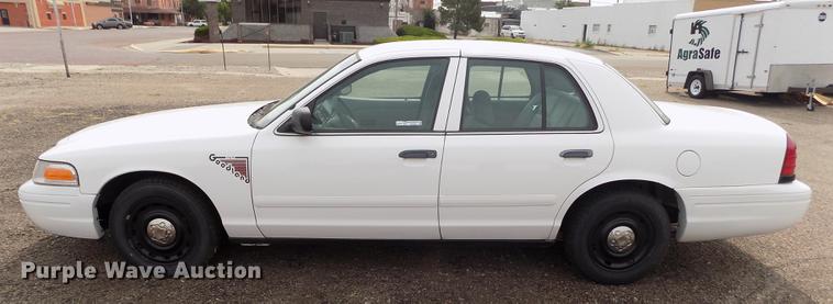 image for item ER9055 2003 Ford Crown Victoria Police Interceptor