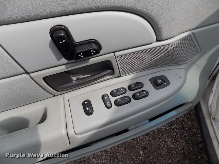 image for item ER9055 2003 Ford Crown Victoria Police Interceptor