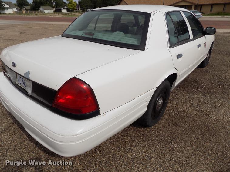 image for item ER9055 2003 Ford Crown Victoria Police Interceptor