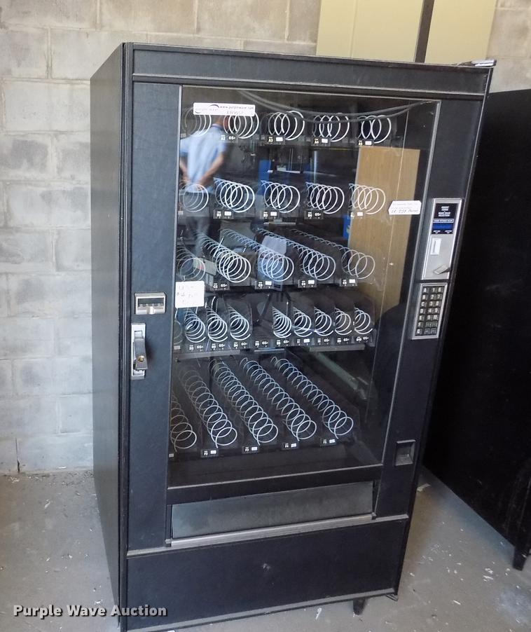 image for item ER9057 National Vendors Snacktron 1 vending machine