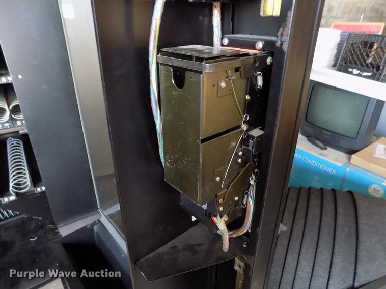 image for item ER9057 National Vendors Snacktron 1 vending machine