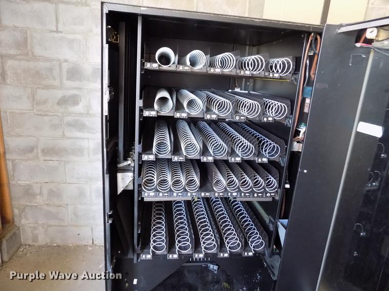 image for item ER9057 National Vendors Snacktron 1 vending machine