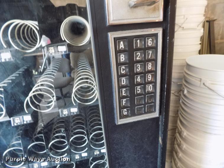 image for item ER9058 National Vendors Snacktron 1 vending machine