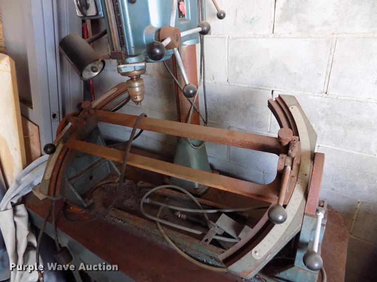 image for item ER9059 Winona Van Norman L250BW seat and guide machine