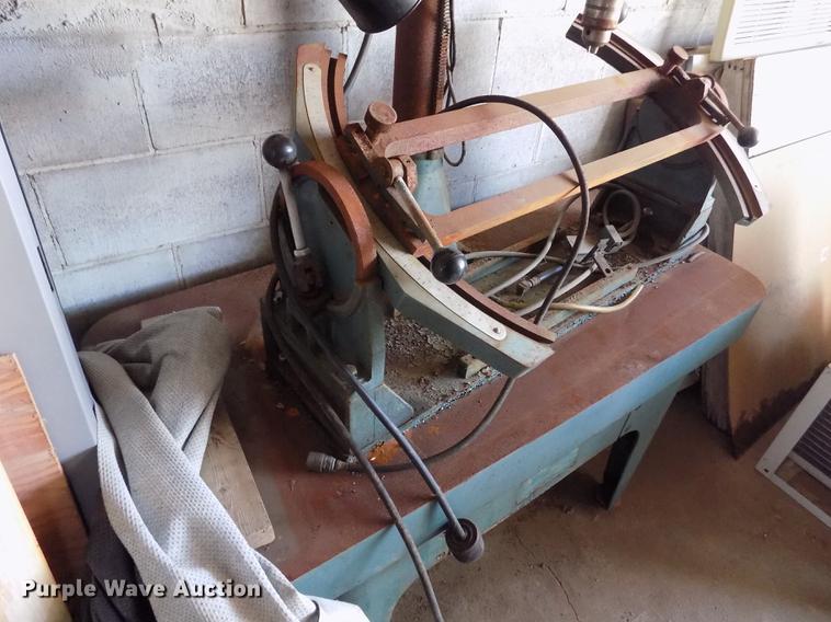 image for item ER9059 Winona Van Norman L250BW seat and guide machine