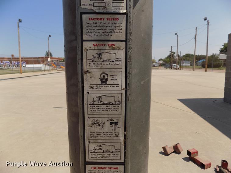 image for item ER9061 Gray TNT 550 jack