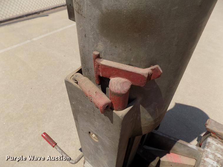 image for item ER9061 Gray TNT 550 jack