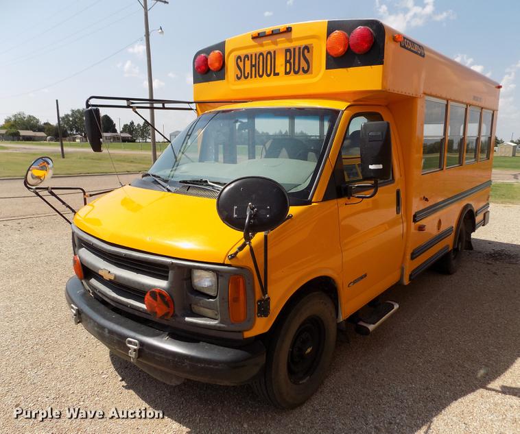 image for item ER9071 2001 Chevrolet Express 3500 Cargo school bus