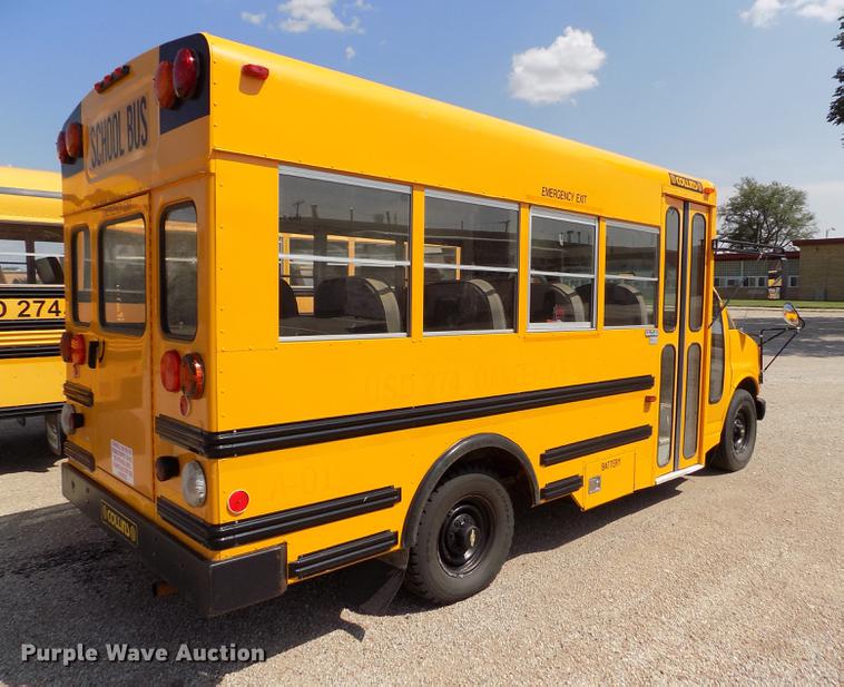 image for item ER9071 2001 Chevrolet Express 3500 Cargo school bus