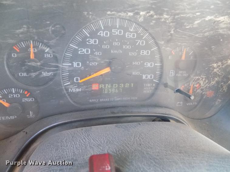 image for item ER9071 2001 Chevrolet Express 3500 Cargo school bus