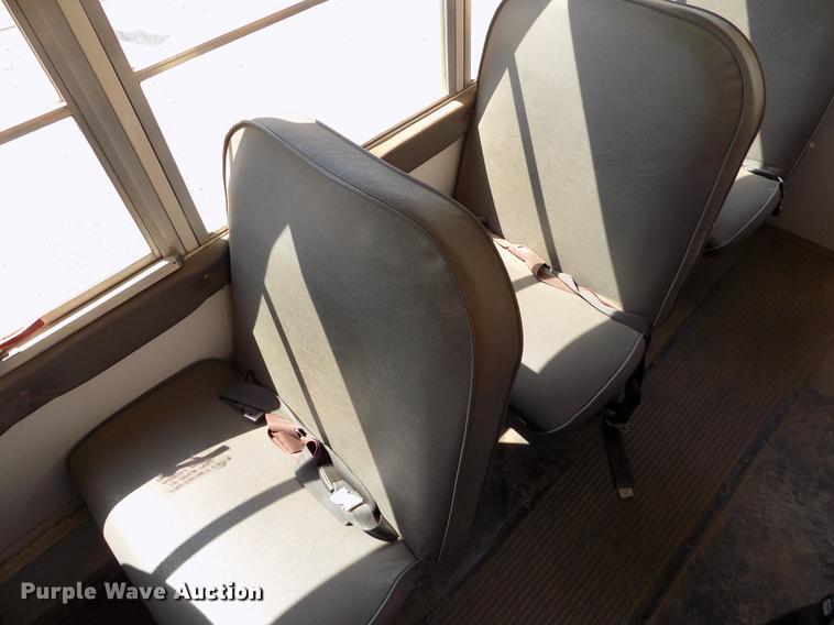 image for item ER9071 2001 Chevrolet Express 3500 Cargo school bus