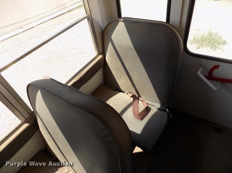 image for item ER9071 2001 Chevrolet Express 3500 Cargo school bus