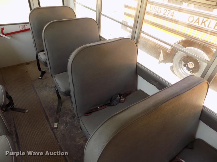 image for item ER9071 2001 Chevrolet Express 3500 Cargo school bus