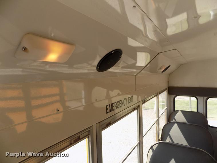 image for item ER9071 2001 Chevrolet Express 3500 Cargo school bus