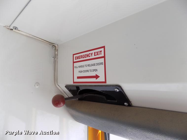 image for item ER9071 2001 Chevrolet Express 3500 Cargo school bus