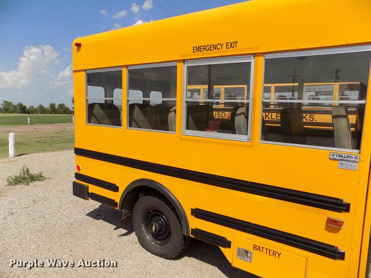 image for item ER9071 2001 Chevrolet Express 3500 Cargo school bus