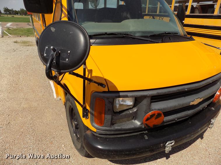 image for item ER9071 2001 Chevrolet Express 3500 Cargo school bus