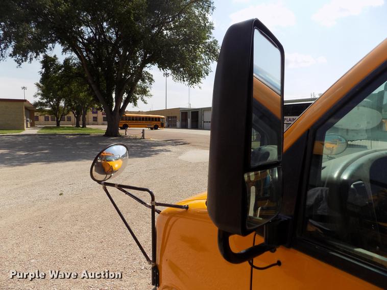 image for item ER9071 2001 Chevrolet Express 3500 Cargo school bus