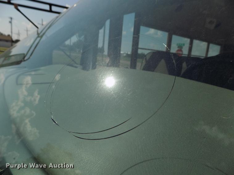 image for item ER9071 2001 Chevrolet Express 3500 Cargo school bus