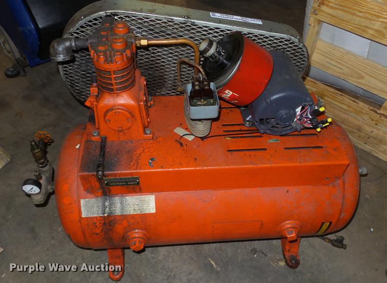 image for item ER9628 DeVilbiss air compressor
