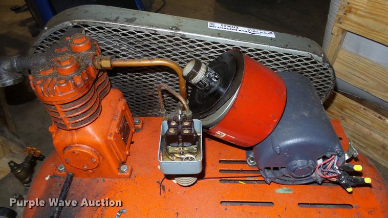 image for item ER9628 DeVilbiss air compressor