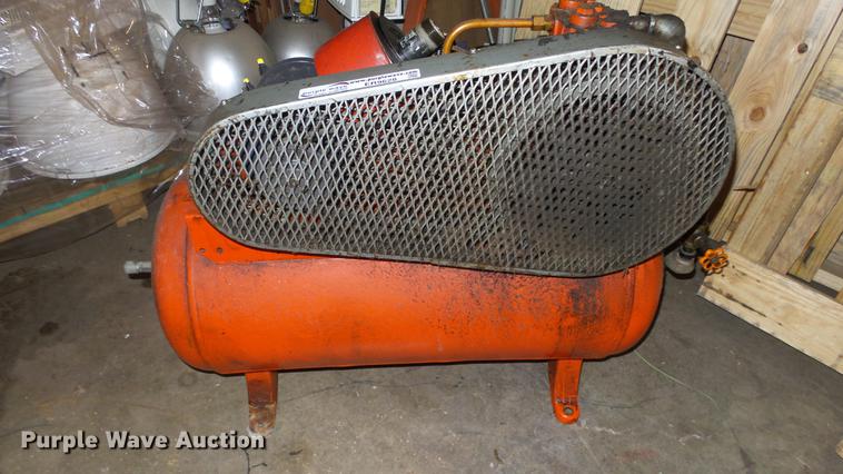image for item ER9628 DeVilbiss air compressor