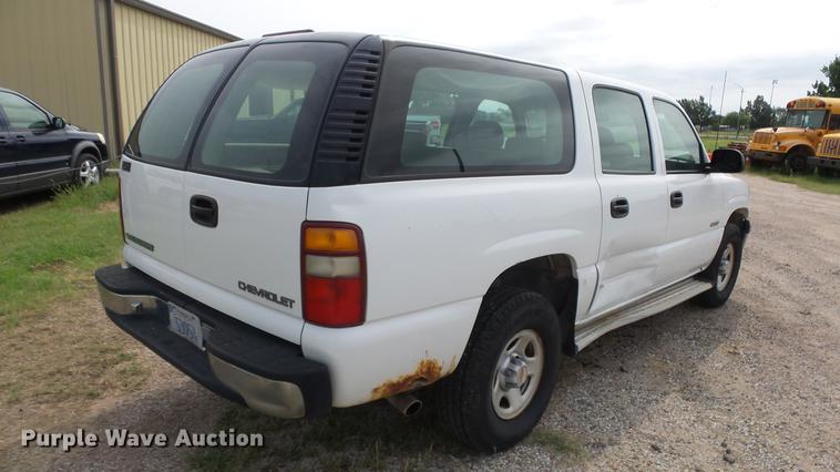 image for item ER9629 2001 Chevrolet Suburban C1500 SUV