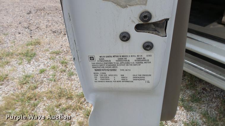 image for item ER9629 2001 Chevrolet Suburban C1500 SUV