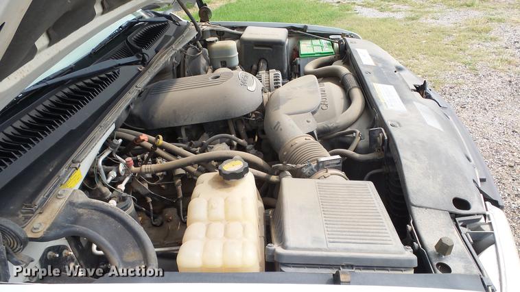 image for item ER9629 2001 Chevrolet Suburban C1500 SUV