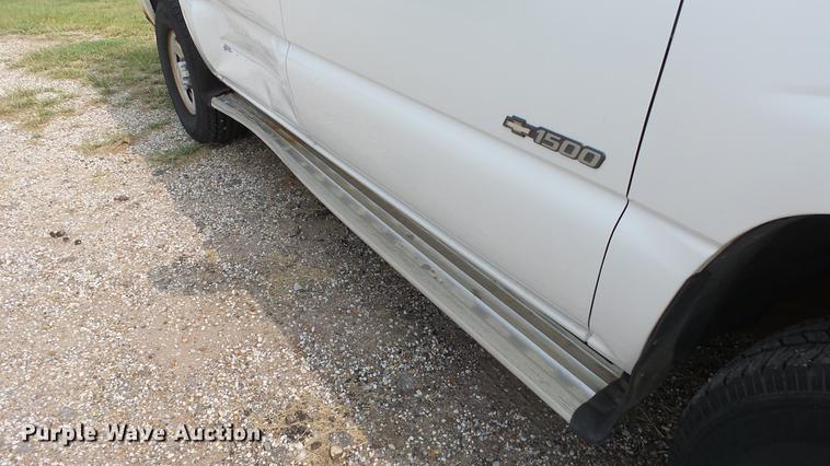 image for item ER9629 2001 Chevrolet Suburban C1500 SUV