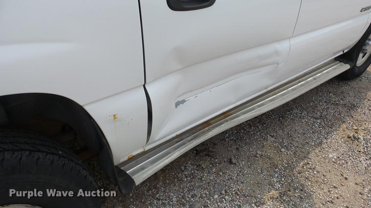 image for item ER9629 2001 Chevrolet Suburban C1500 SUV