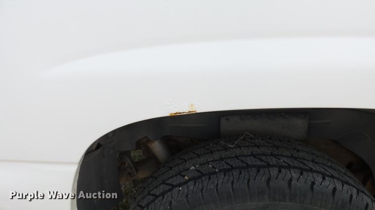 image for item ER9629 2001 Chevrolet Suburban C1500 SUV