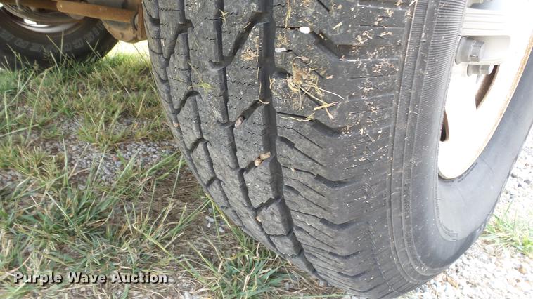 image for item ER9629 2001 Chevrolet Suburban C1500 SUV