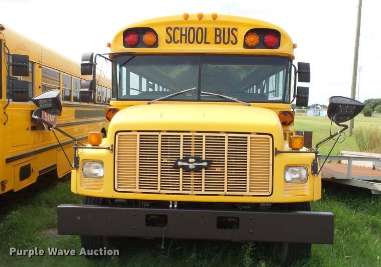 image for item ER9630 2001 Chevrolet Blue Bird school bus