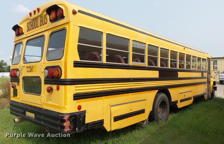 image for item ER9630 2001 Chevrolet Blue Bird school bus