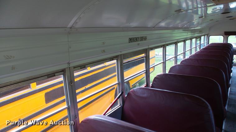 image for item ER9630 2001 Chevrolet Blue Bird school bus