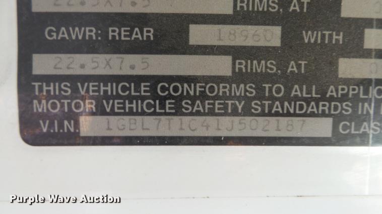 image for item ER9630 2001 Chevrolet Blue Bird school bus