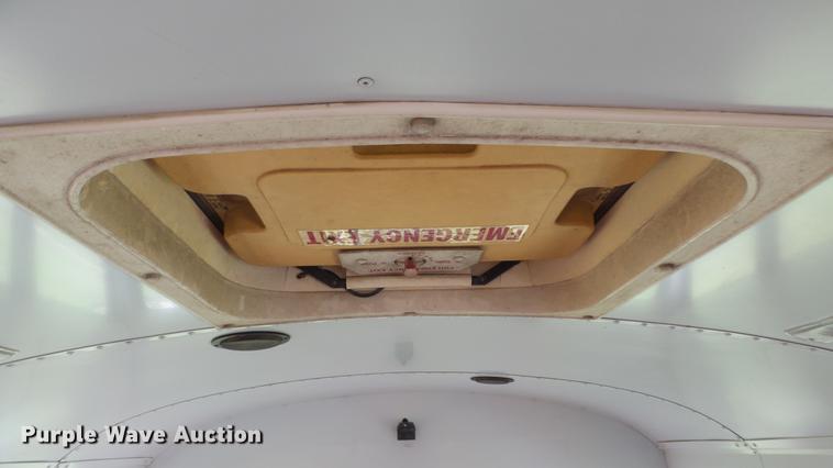 image for item ER9630 2001 Chevrolet Blue Bird school bus