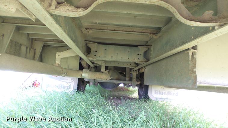 image for item ER9630 2001 Chevrolet Blue Bird school bus