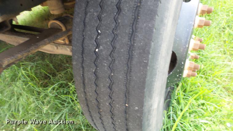 image for item ER9630 2001 Chevrolet Blue Bird school bus