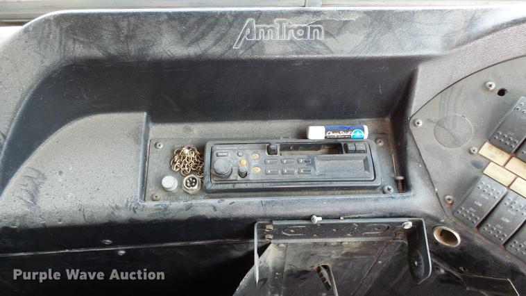 image for item ER9631 1999 International 3800 school bus